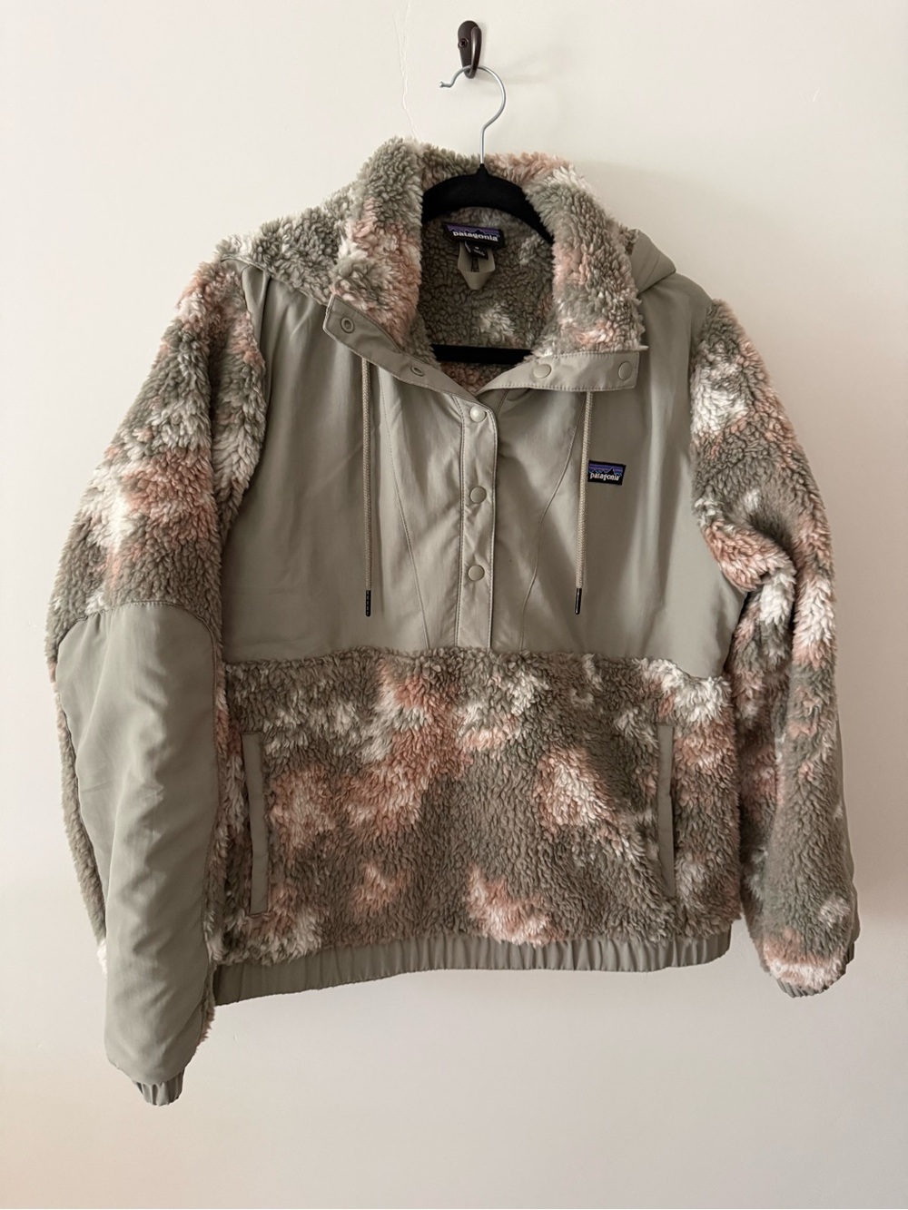 Patagonia Green & Pink Sherpa Pullover Jacket